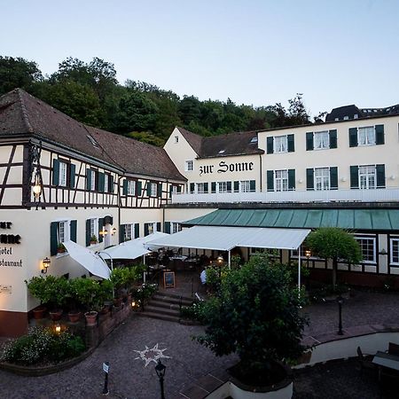 Romantik Hotel Zur Sonne บาเดนไวเลอร์ ภายนอก รูปภาพ